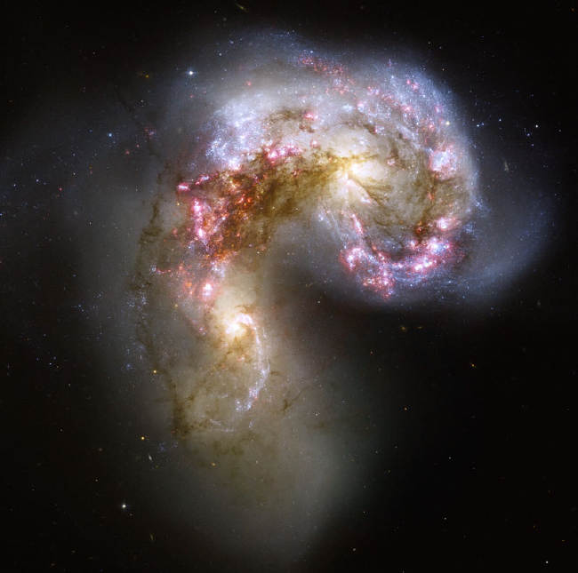 NGC4038-4039.jpg
